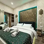 Apartment De Luxe A
