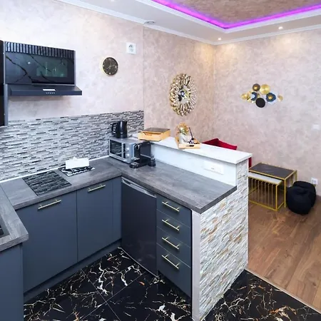 De Luxe A Apartament