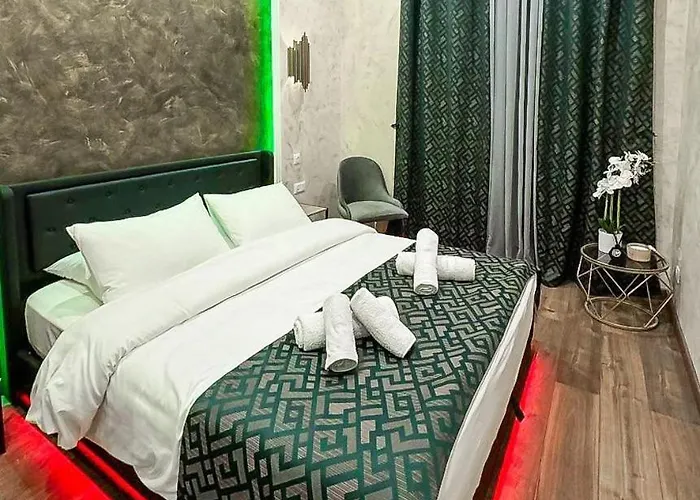 De Luxe A *
